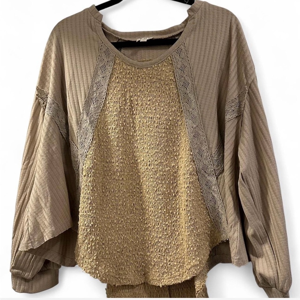 POL Mocha Beige Textured Lace Panel Boho Top Size Large NWOT